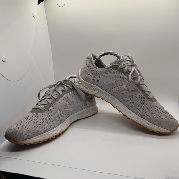 New Balance Shoes - New Balance Arishi v1 Fresh Foam Grey Running Shoes WARISLG1 Womens‎ 9 Gum Sole